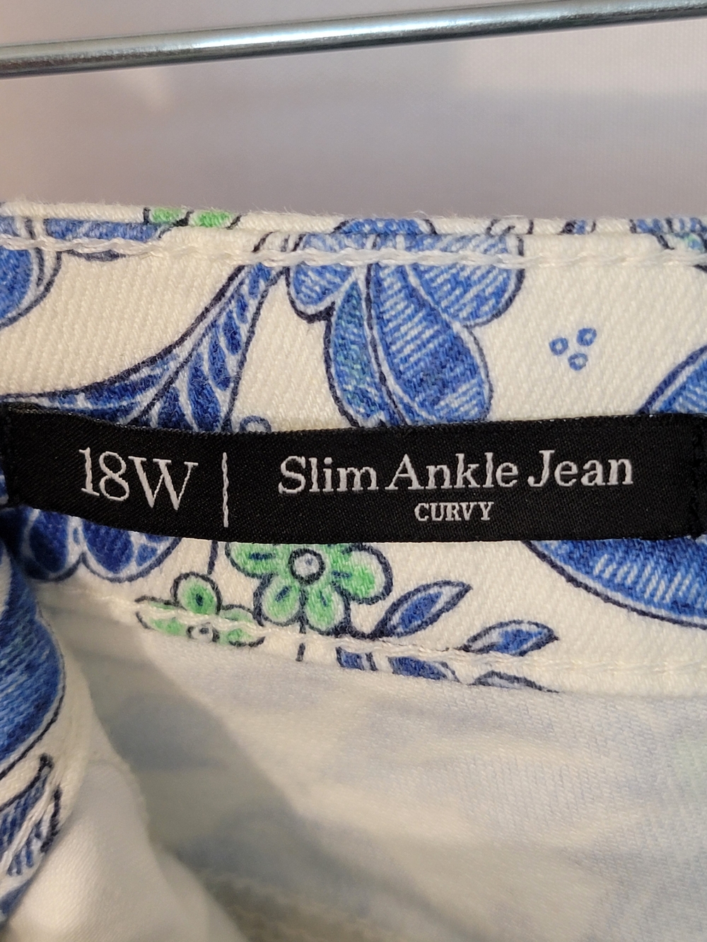 Talbots Paisley Print Slim Ankle Curvey Jean Size 18W - Picture 3 of 9
